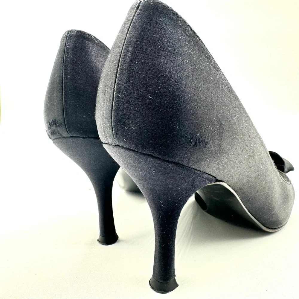 STUART WEITZMAN BLACK SATIN HEELS OPEN TOE HEELS RUFFLE DETAIL MADE IN SPAIN 9.5 - Picture 10 of 16